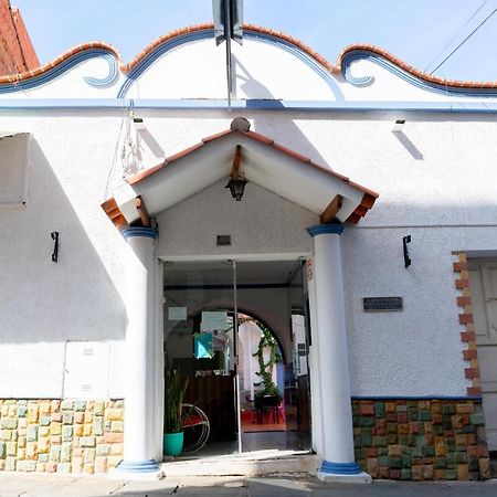 Hostal Zeballos Tarija Extérieur photo