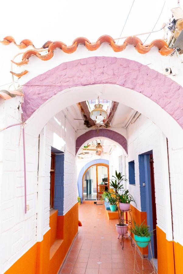 Hostal Zeballos Tarija Extérieur photo