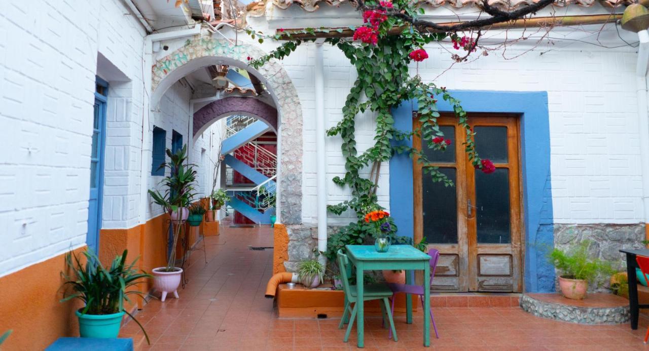 Hostal Zeballos Tarija Extérieur photo