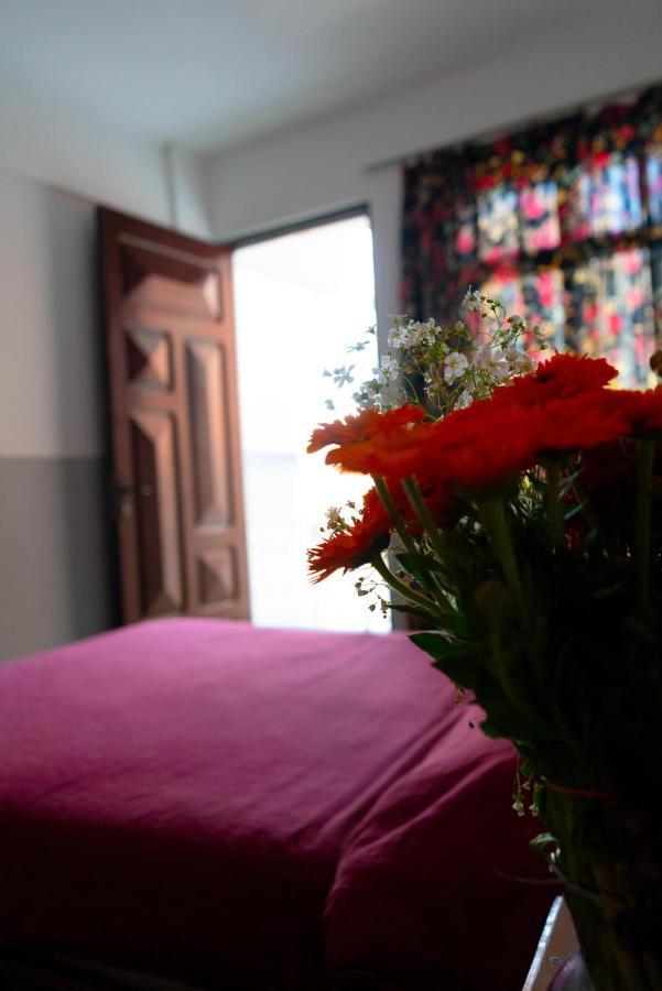 Hostal Zeballos Tarija Extérieur photo