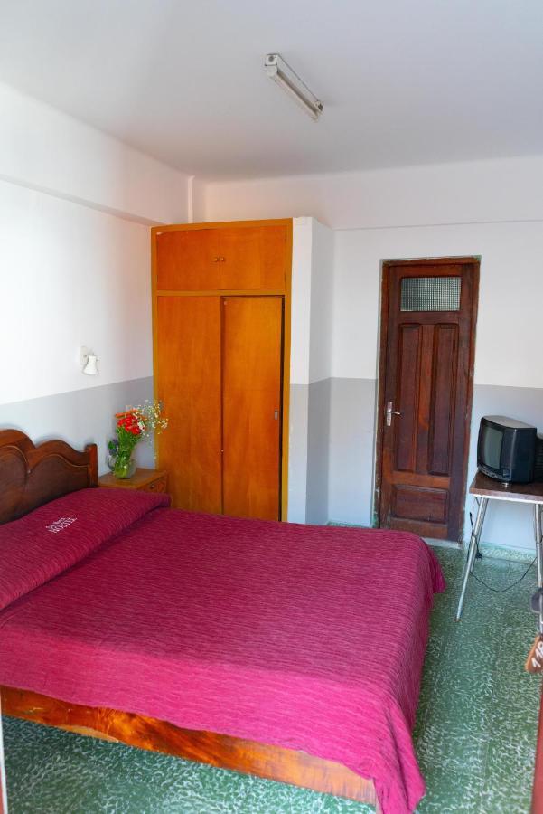 Hostal Zeballos Tarija Extérieur photo