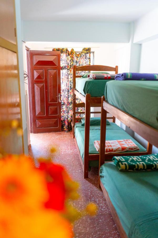 Hostal Zeballos Tarija Extérieur photo