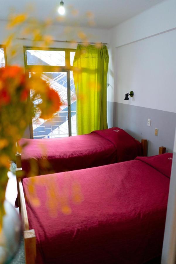 Hostal Zeballos Tarija Extérieur photo
